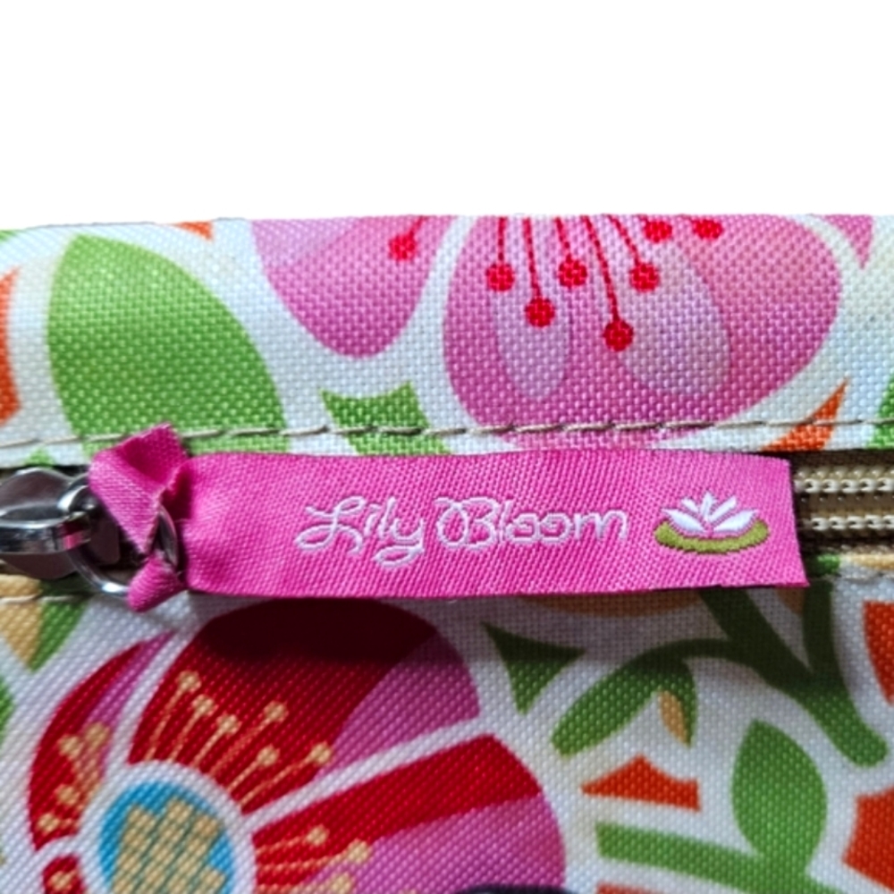 Lily Bloom | Floral Coin Purse | Snap Bifold Wallet | Womens | Eco-Friendly - Picture 13 of 14
